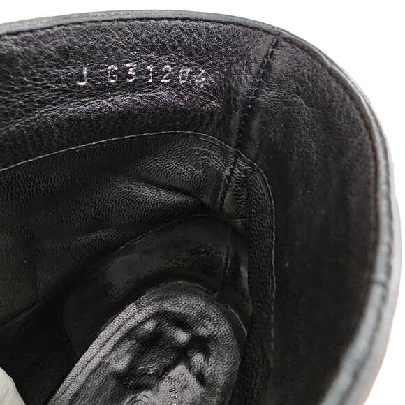 Chanel CC Turn Lock Ankle Boot Size 37 US 6 6.5 Black Glitter Low Heel Zip Up - Picture 10 of 11